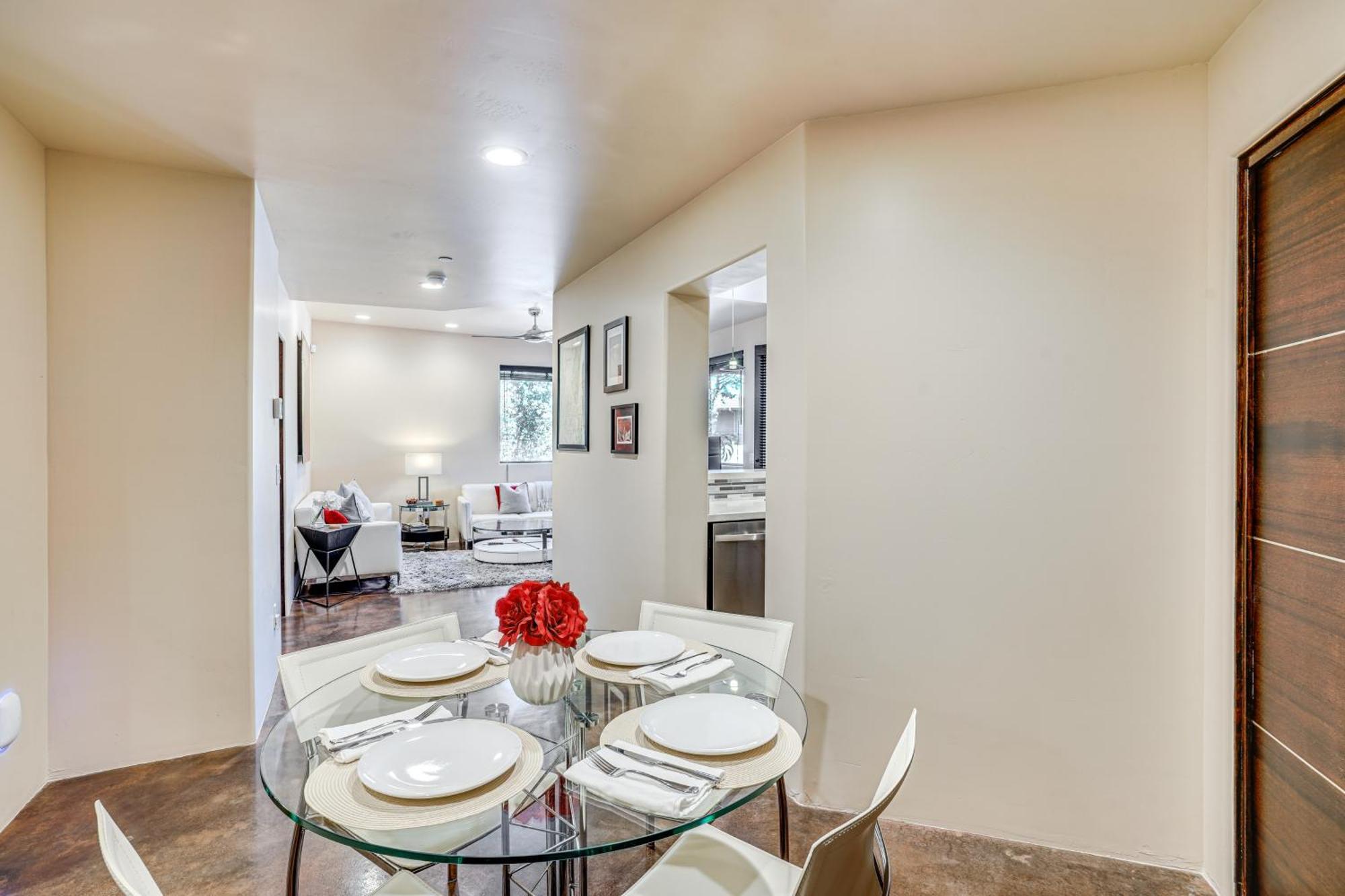 Sedona Couples Retreat With Patio Walk To Trails! 아파트 외부 사진